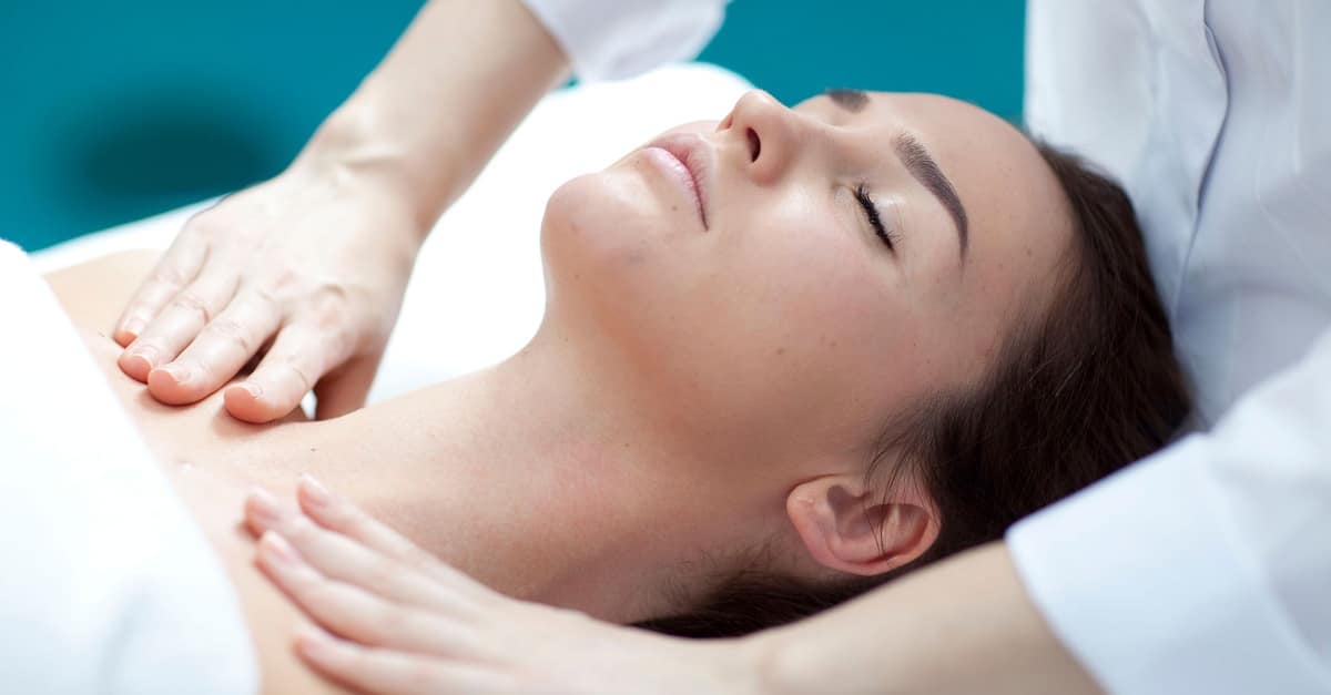 Buy Spa Treatment, Moroccan Bath Or Hydrafacial Combination Now at Special Price in UAEMegaDeals.com 2 Spa Treatment