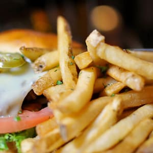 Buy Burger With Malt Beverage Now at Special Price in UAEMegaDeals.com Burger With Malt Beverage Fado Irish Pub at 4* Oryx Hotel Abu Dhabi UAE