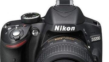 Nikon D3200 Kit with 18.55mm Lens Digital SLR Camera with WiFi