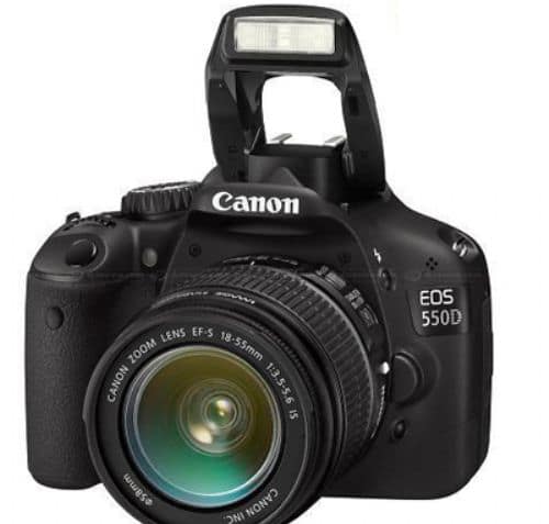 Canon EOS 550D With 18-55mm IS Lens + 4GB Memory CardCase
